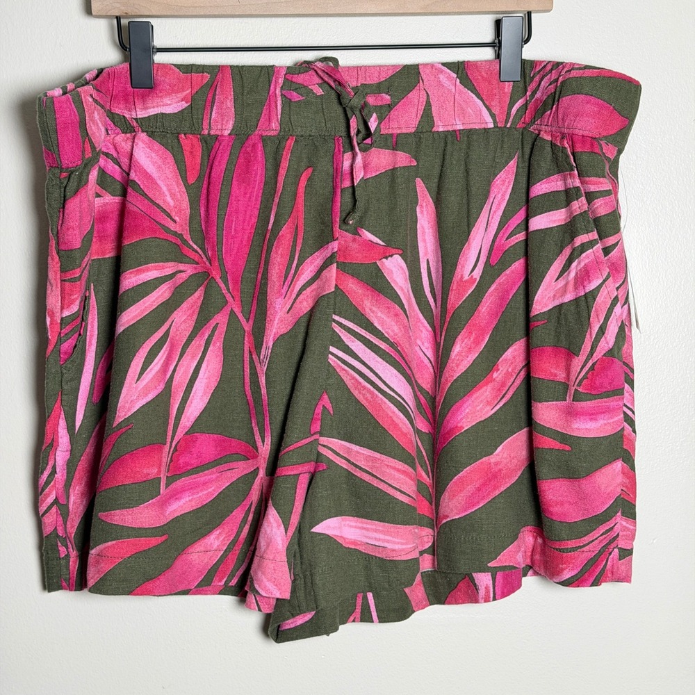 Time and Tru Womens Linen Shorts XXL 20 Green Ivy Tropical Pink Palm Leaf Beach